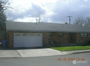 308 E Darwin St, Athena, OR 97813