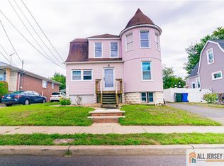 88 Hornsby St, Fords, NJ 08863