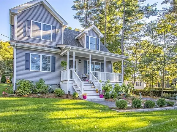 20 Shore Dr, Taunton, MA 02780