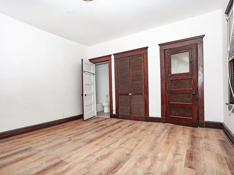 1009 Hudson Ave #1 — Photo 14