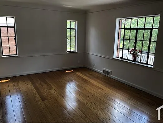 1136 Clearbrook Dr #2 — Photo 10