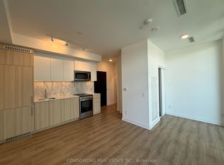500 Dupont St #702, Toronto, ON M6G 1Y7