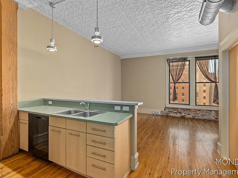 1 Oakes St SW #3 — Photo 12