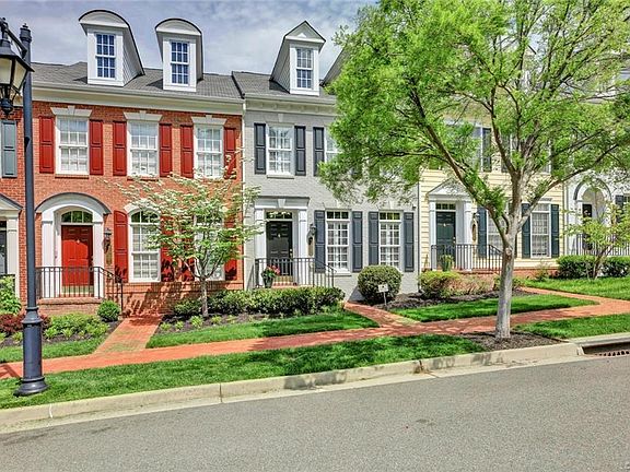 2nd image of 1112 Hyde Ln