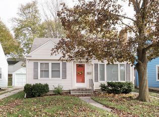 712 N Francis Ave, Lansing, MI 48912