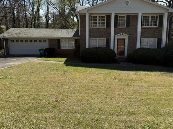 3669 Greentree Farms Dr, Decatur, GA 30034