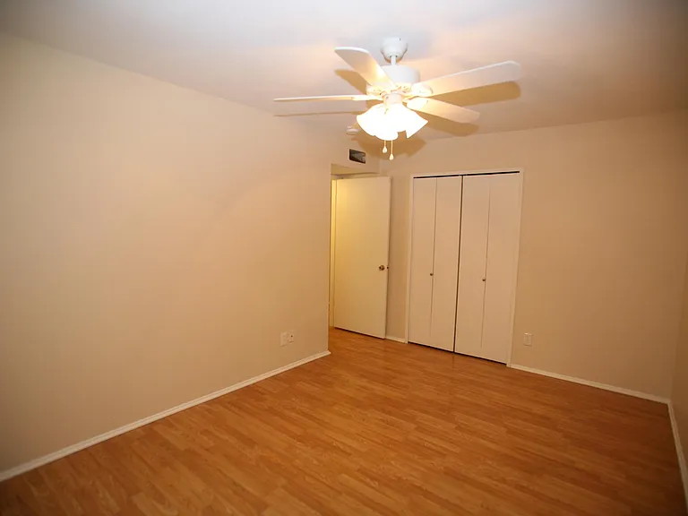 1332 Milford Dr — Photo 13