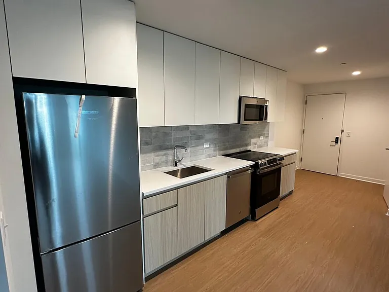 510 Summit Ave — Photo 5