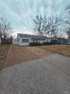 9808 Lorna Ln, Saint Louis, MO, 63136