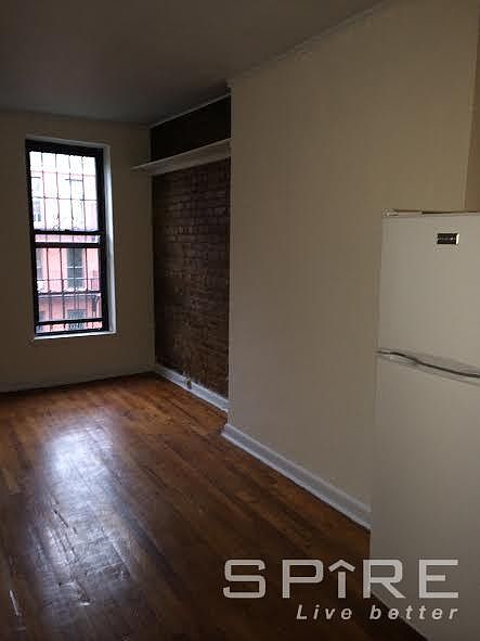 1st image of 428 W 46th St APT 1D