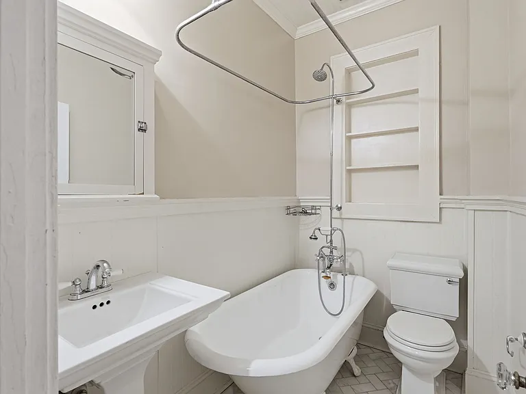 916 Bromley Rd #3 — Photo 11