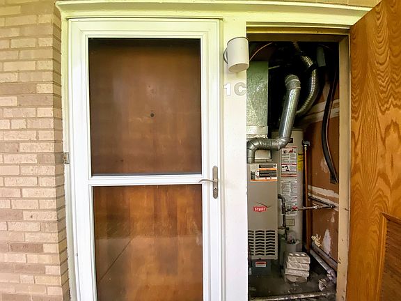 3rd image of 5961 N East Circle Ave APT 1C
