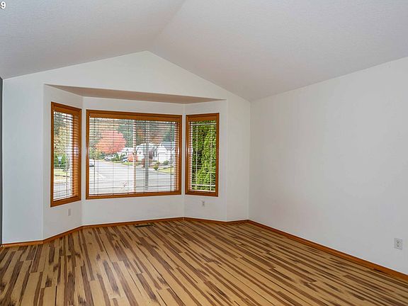 3rd image of 2057 SE 67th Ave