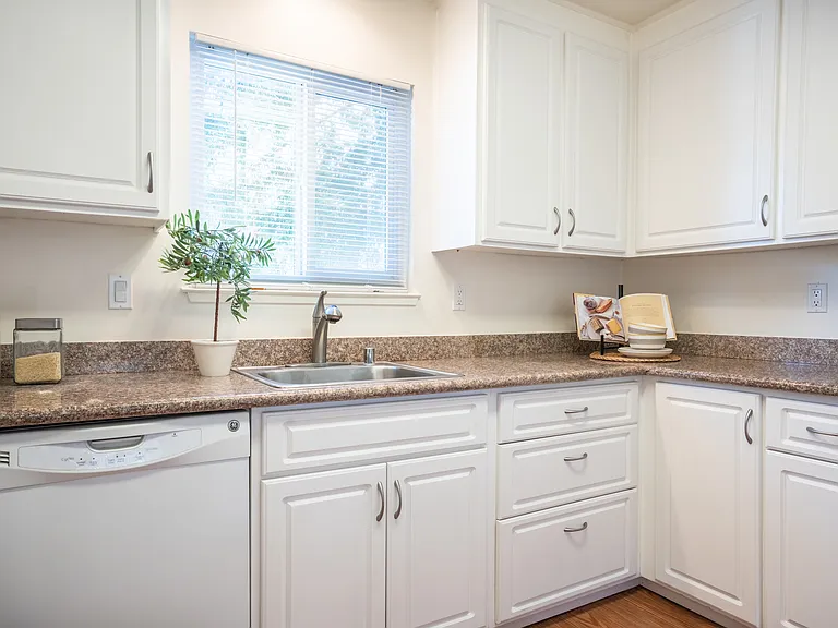 137 Sierra Dr — Photo 20