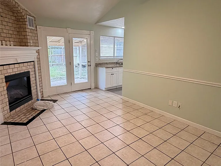 4527 Fitzwater Dr — Photo 6