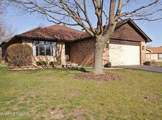 18542 Fresno Ln, Homewood, IL 60430