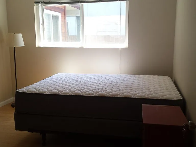 2nd bedroom on 1st floor