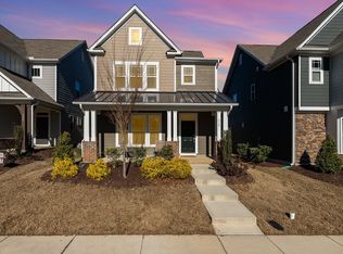 216 Daisy Grove Ln, Holly Springs, NC 27540