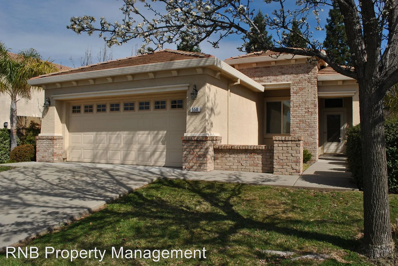 550 Hillswick Cir photo 1