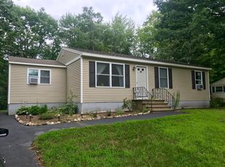 88 Spruce Ln, Dover, NH 03820