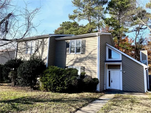 2122 Country Walk Way SE, Conyers, GA 30013