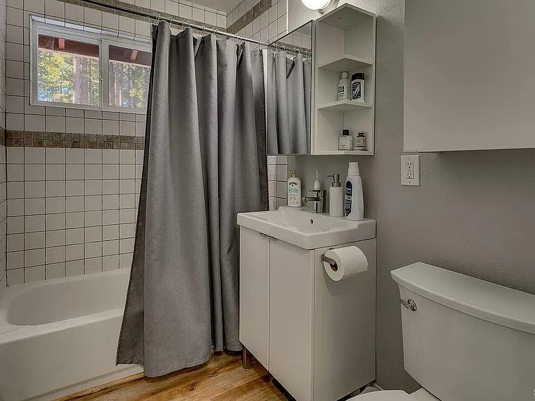 3689 Larch Ave #1 — Photo 10