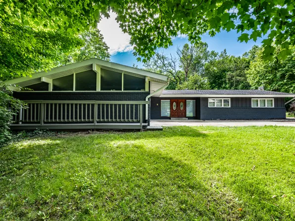 145 Bexhill Dr, Carmel, IN 46032