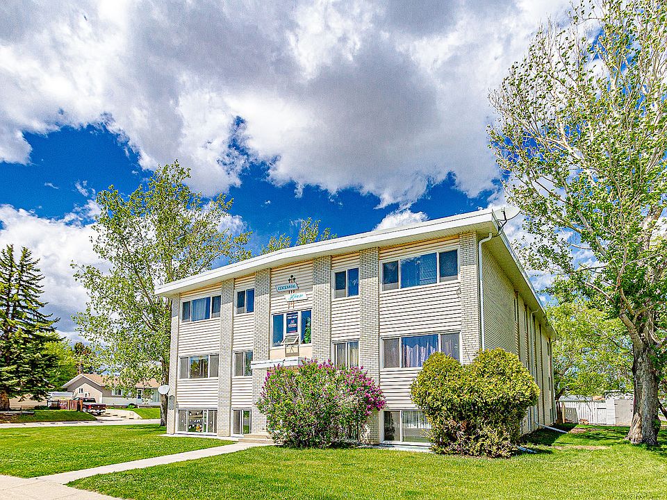 1st image of 420 51st Ave W #302