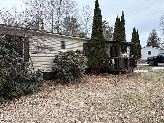3rd image of 4 Labarge Dr