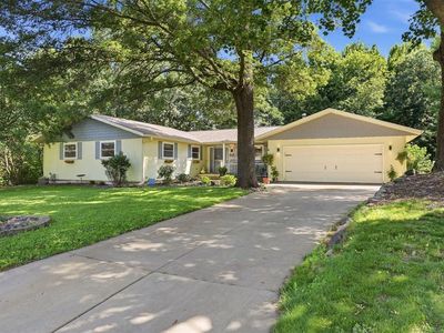 604 Manor Court, Altoona, WI, 54720