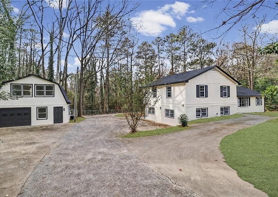1st image of 3560 Ebenezer Ct