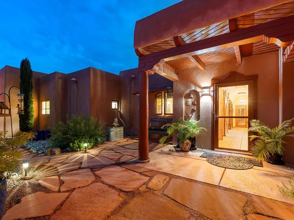 110 Camino Rayo Del Sol, Corrales, NM 87048