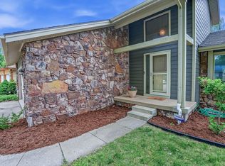 2511 Glacier Dr, Wichita, KS 67215