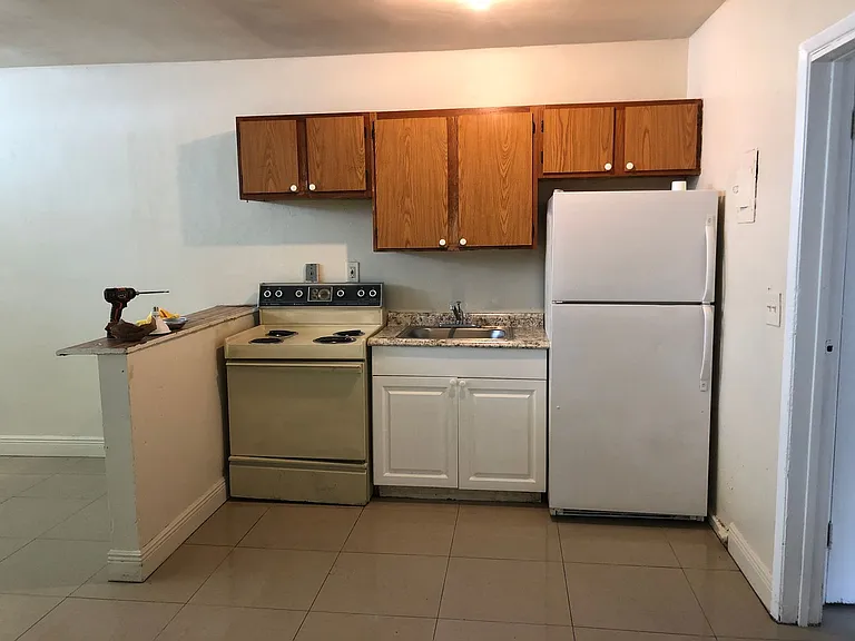 714 NW 2nd Ave — Photo 5