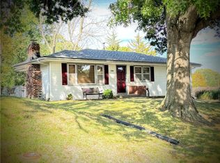 1208 Quincy St, Leavenworth, KS 66048