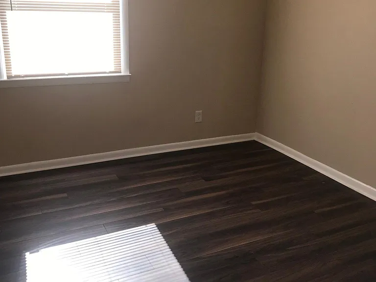 632 Delaware Ave #B — Photo 8