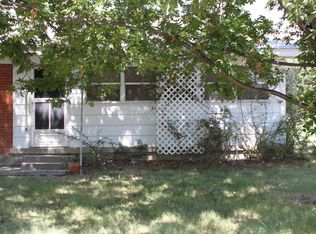 1400 Oak Ave, Panhandle, TX 79068