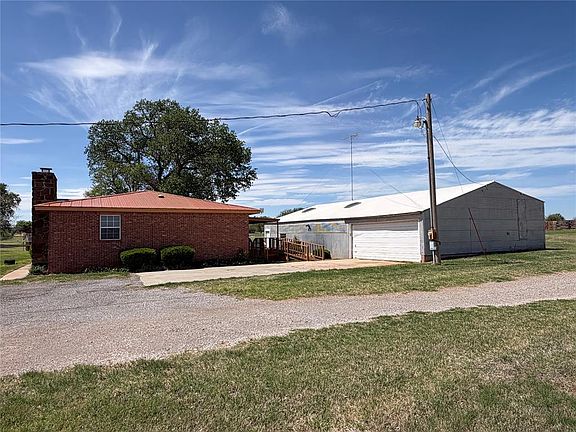 2nd image of 22681 E 1090th Rd