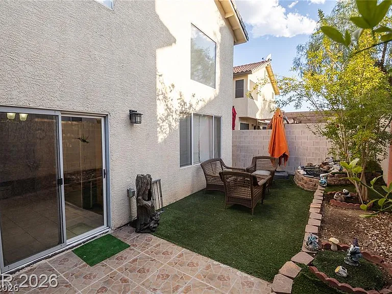 805 Old Mine Creek Ln — Photo 26