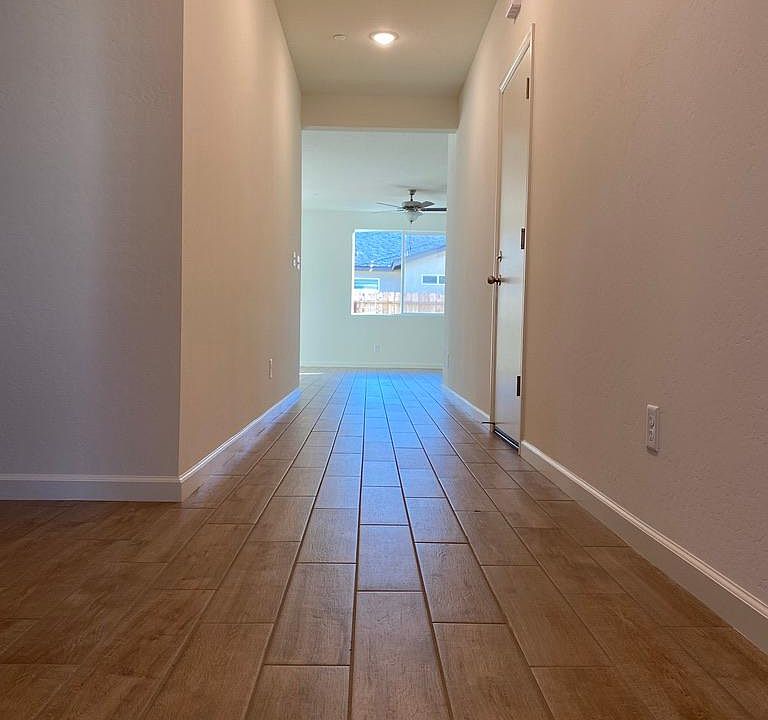 1st image of 6531 E Hedges Ave