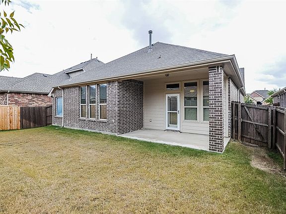 5th image of 10812 Sexton Dr