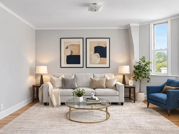 262 Sidney St #3, Cambridge, MA 02139