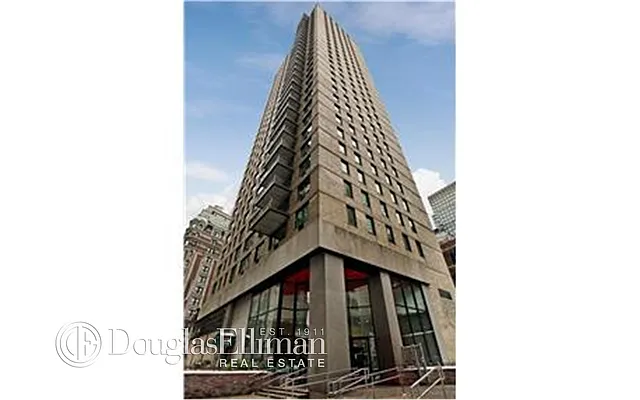 Rented by Douglas Elliman | media 20