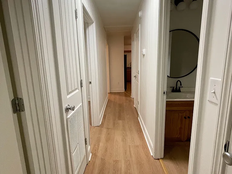 804 Park Avenue Ct — Photo 8