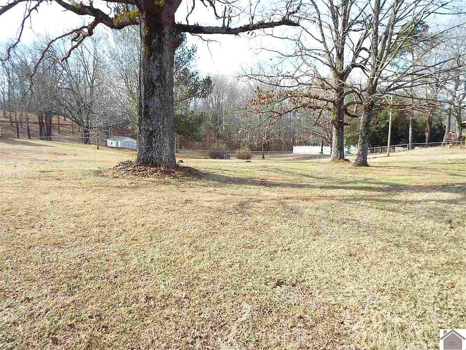 1st image of 6 Baker Rd #6