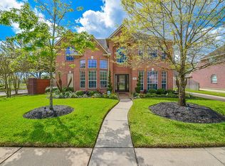 2818 Capecrest Dr, Pearland, TX 77584