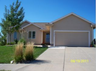 21426 McClellan Cir, Gretna, NE 68028