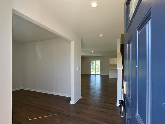 4th image of 8421 Limerick Ln