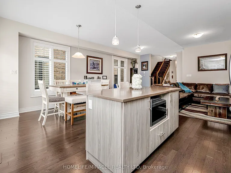 27 Hubbell Rd — Photo 5