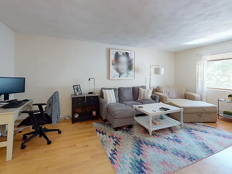 84 Grant St #11 — Photo 4